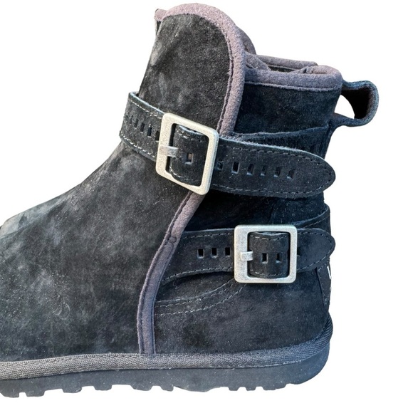 Ugg Pure Leni Boots Size 7 Leather Suede 1005387 Buckle Strap Ankle Wool Sole - Picture 3 of 11